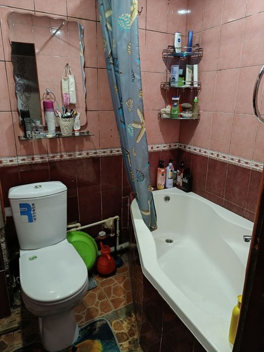 3/5/5 Экобазар(напротив) Феруза-2. Балкон 2х6. Кирпич!