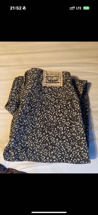 Blugi Levi’s, marimea 25