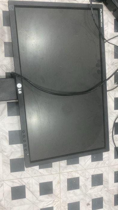 Продам мониторы принтеры бу