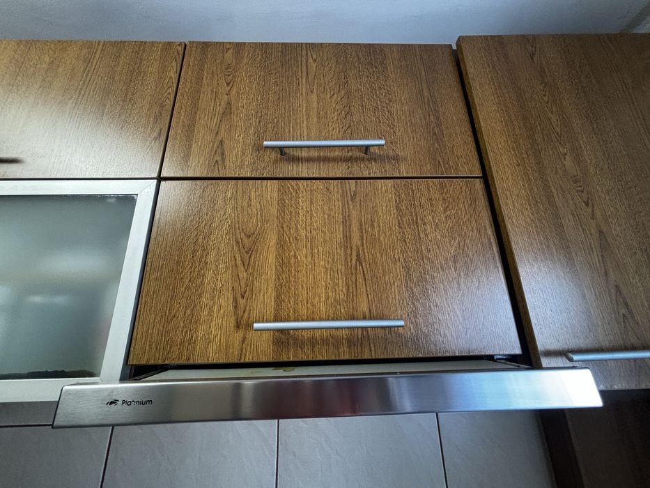 Mobila bucatarie completa cu toate utilitatlie