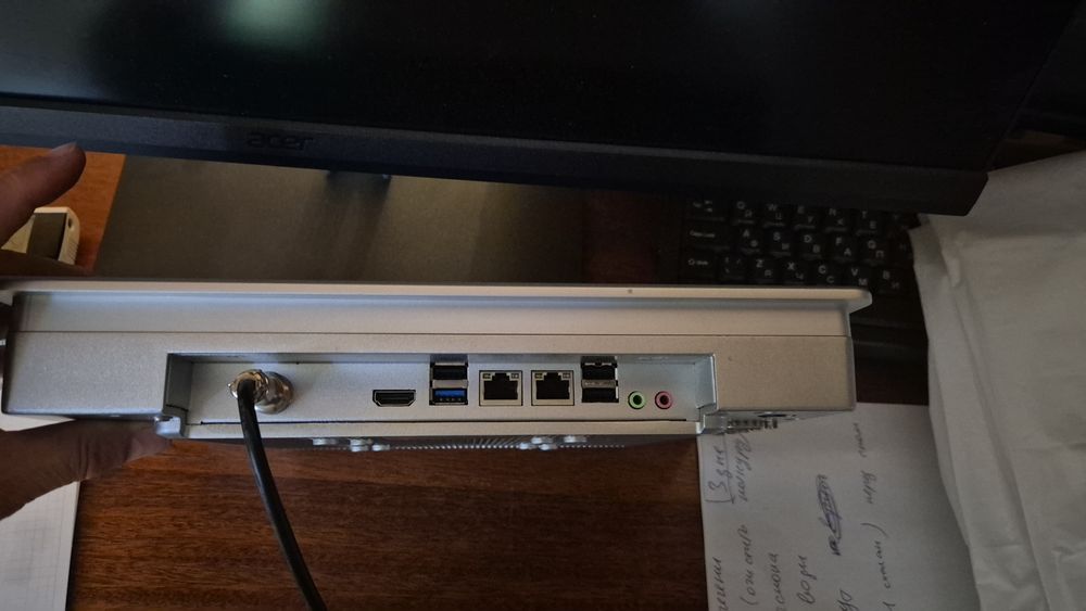 Компьютер  промышленный  Intel Celeron J1900