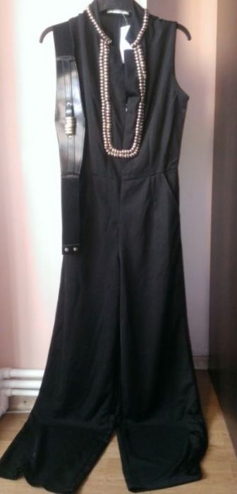 Salopeta dama,marime s-m,include cureaua