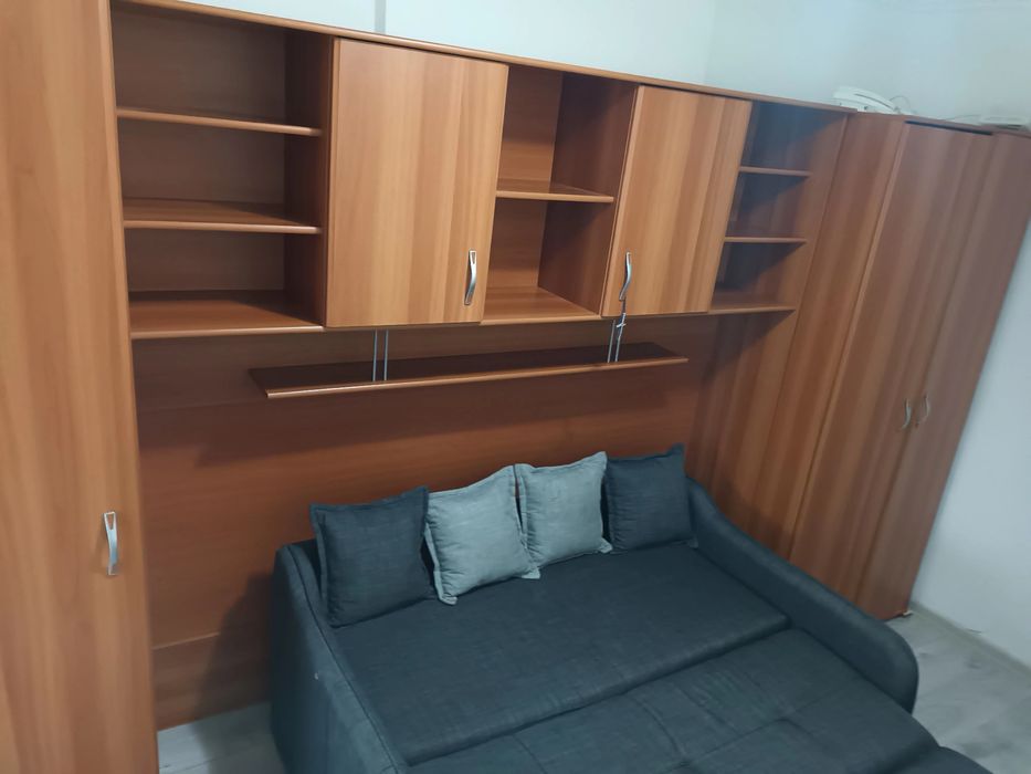 Vând mobila plus canapea extensibila
