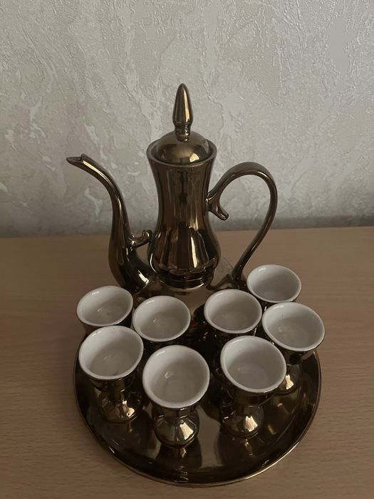 Продам восточный сервиз