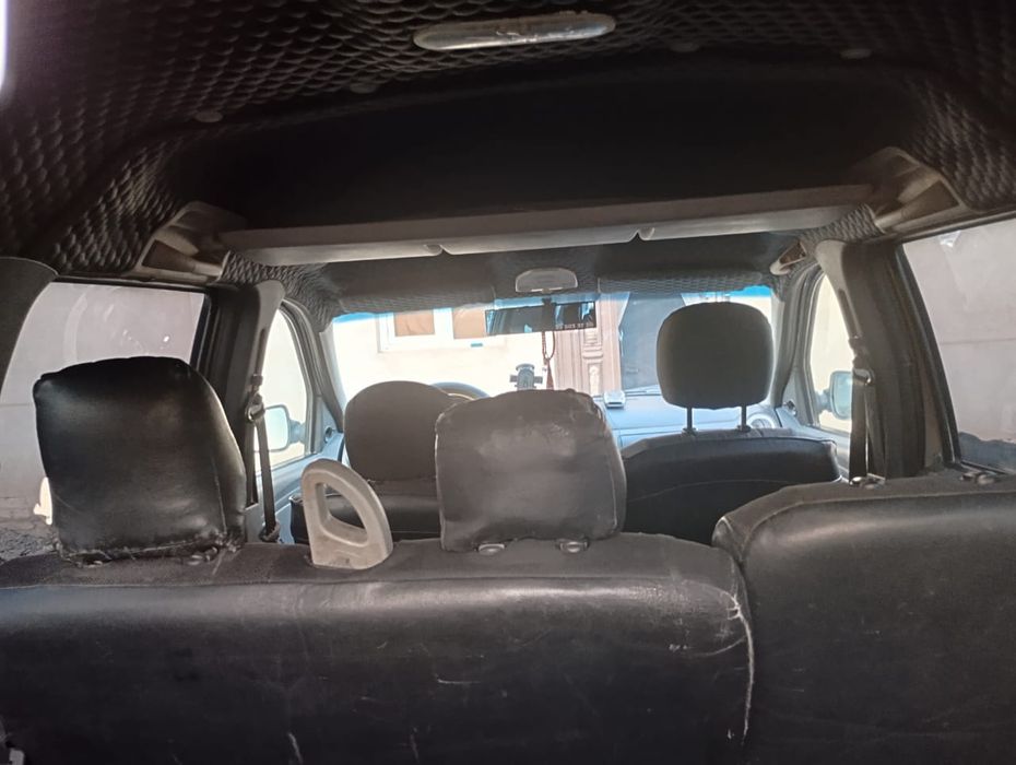 Нормальное состояние, но едет. Без проблем. Метан. 2018 йил 7 мест