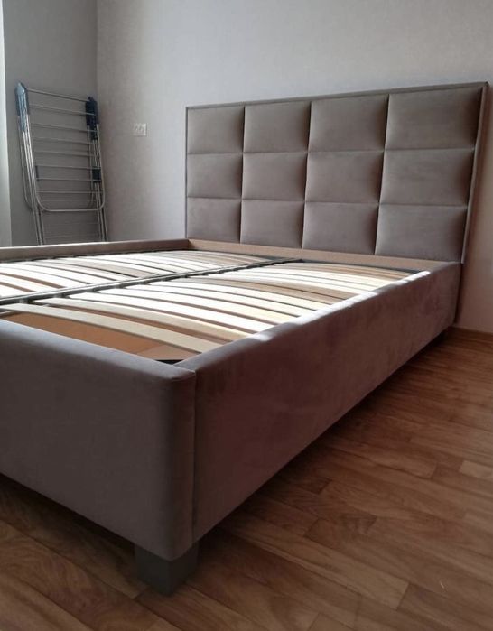 Кровати , разные