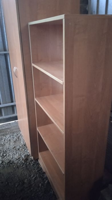 Шкаф офисный.  .