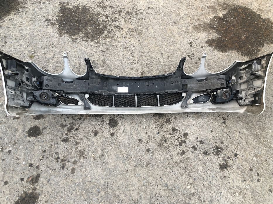 W 211 мерседес передний бампер