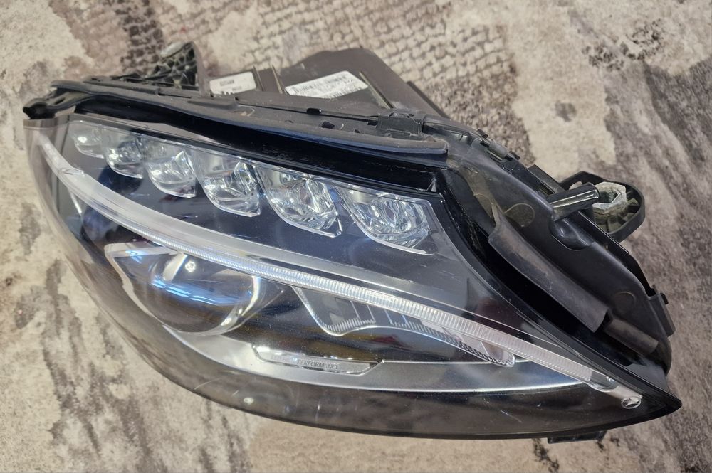 Far dreapta Mercedes Benz W205 S205 C205