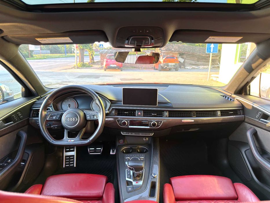 AUDI S4 B9 3.0TFSI На Части