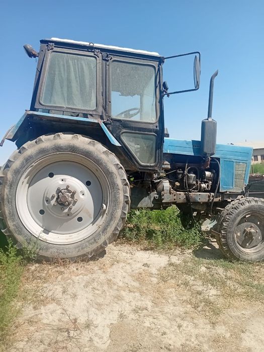 MTZ 80 traktor xolati yaxshi