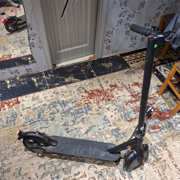 Vand trotineta electrica