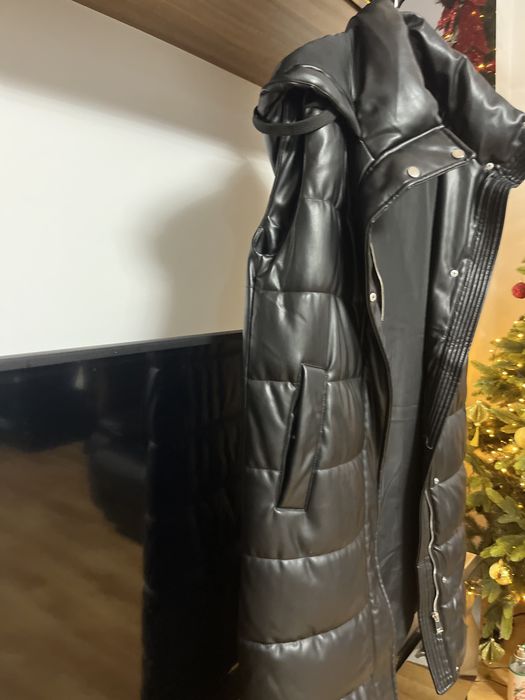 Vesta lungă si groasă pentru femei , nouă cu eticheta , marimea L ,