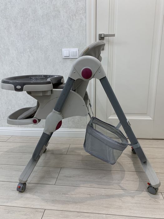 Продам столик для кормления