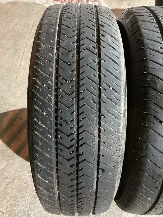 Гуми за бус 225-70-15 С