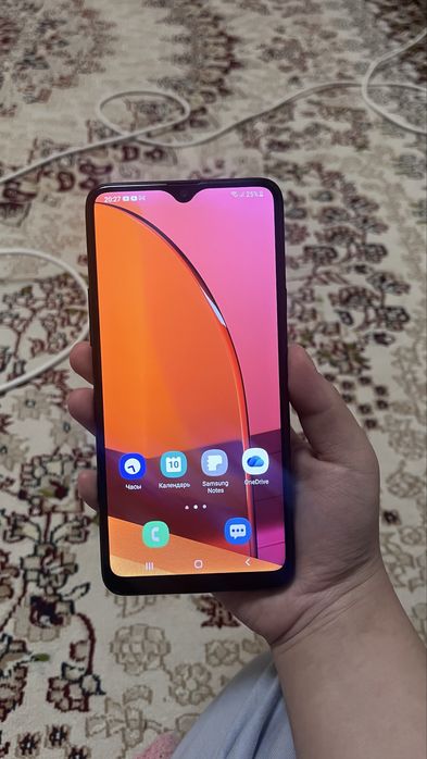 Samsung a20s в хорошем состояни