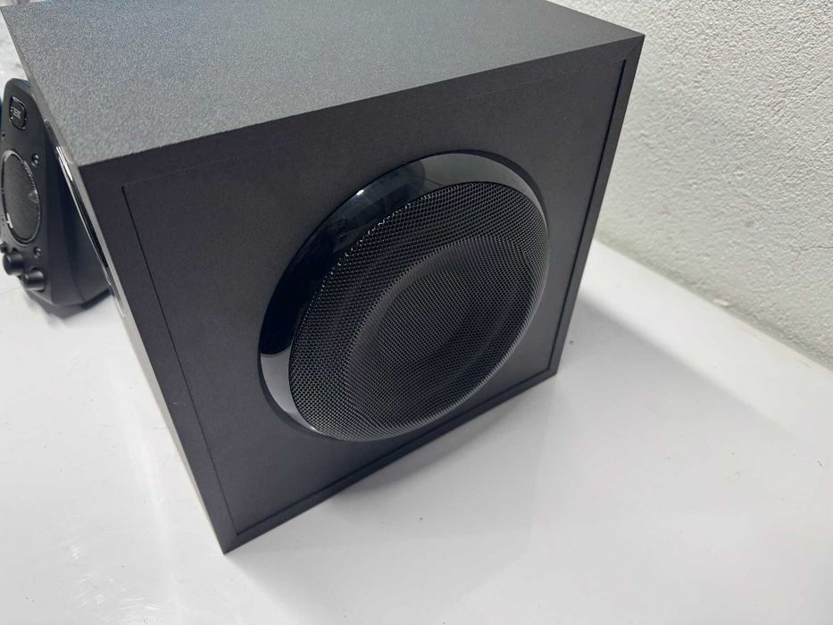 Аудио система Logitech  Z623, 2.1, 200W (130W + 2x 35W) / 400W
