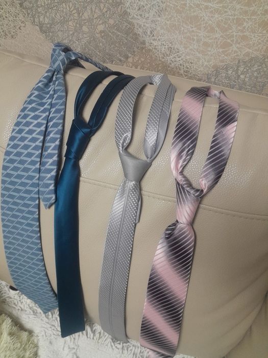 Продам мужские галстуки