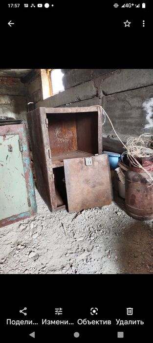 Сейф Металлический советский 40тыс.тг,