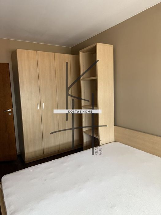 Дава се под наем Тристаен апартамент в Варна, Център - 100 кв.м за 797.64 € - Снимка #4