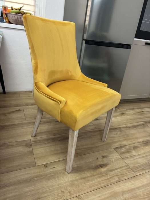 2 Scaune living - bucatarie