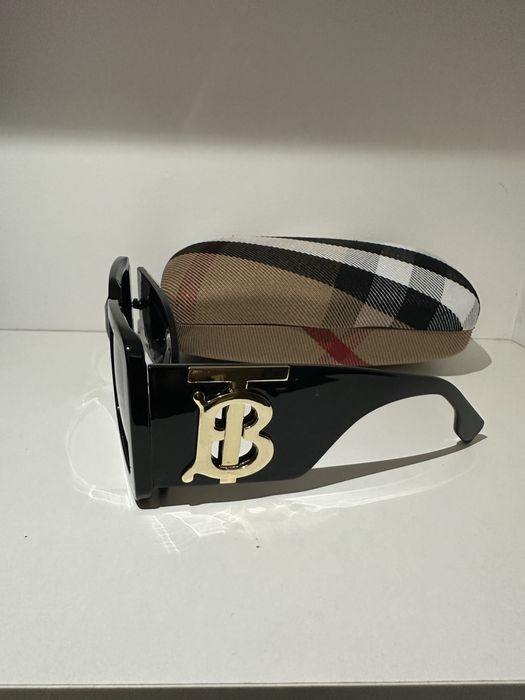 Burberry слънчеви очила