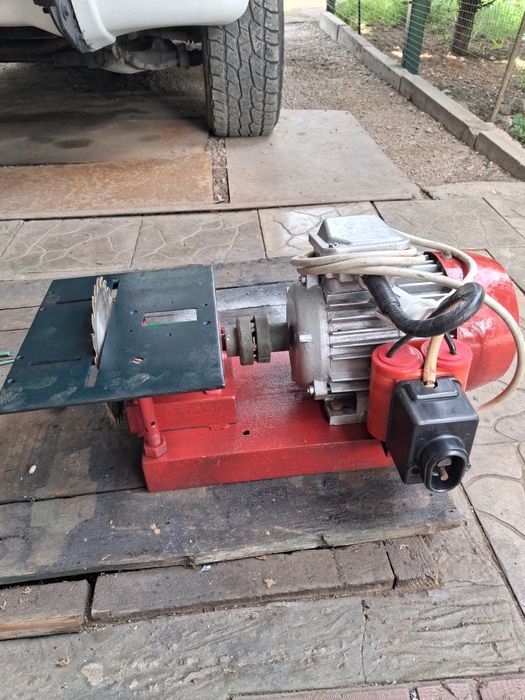 Продам циркулярку.