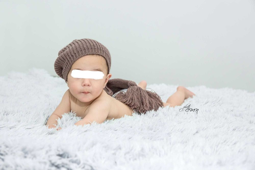 Costumase sedinta foto bebe / Recuzita sedinta foto