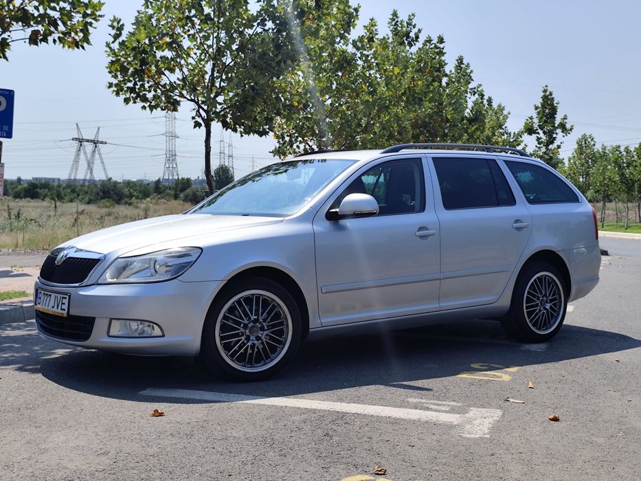 SKODA Octavia 2011 — imagine 2