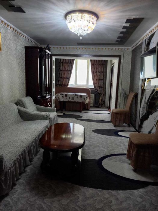 Сдаётся 3 комнатная квартира в новза метро