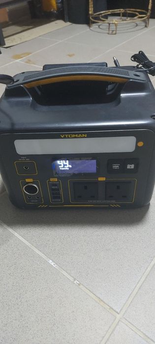 STATIE PORTABILA VTOMAM 600X  cu generator solar