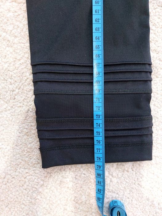 Спортна блуза и клин 7/8,чисто нови