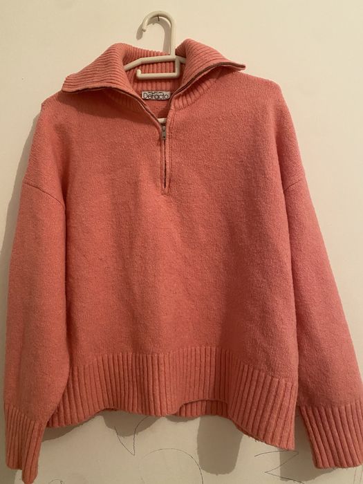 Свитера по 2000 44/46