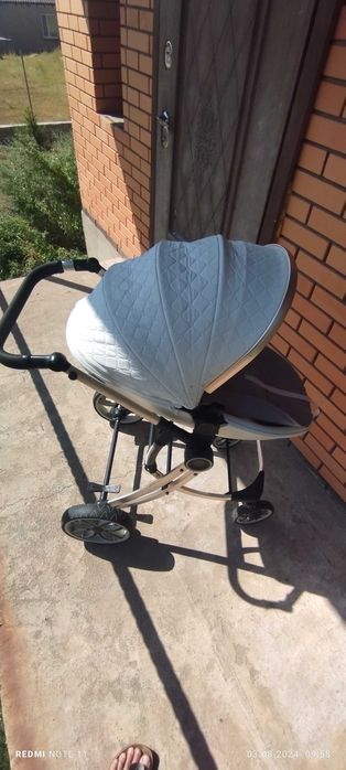 Коляска детская прогулочная