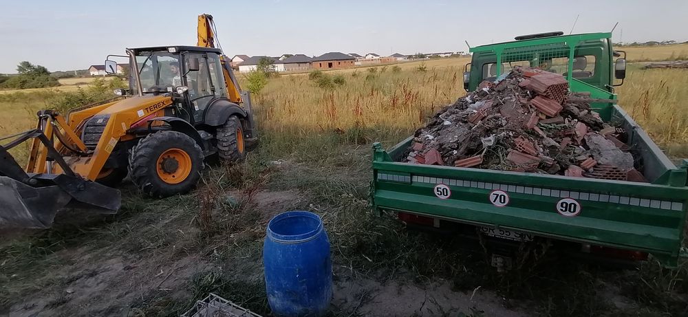 Debarasări apartamente\locuinte Deșeuri demolări moluz construcții