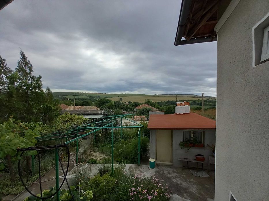 Продава се Къща в Разград, Бели Лом - 164 кв.м за 311 €/кв.м - Снимка #4