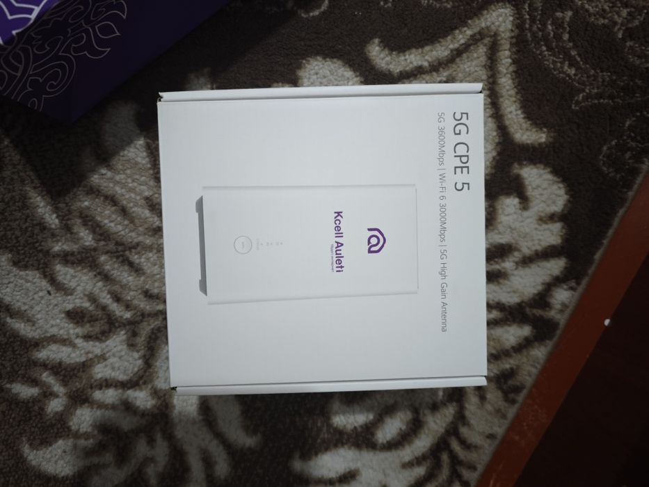 Продам роутер huawei