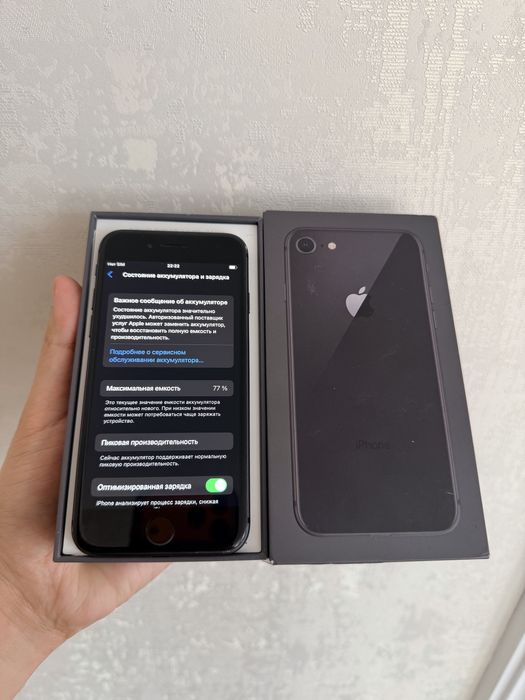 IPhone 8/64Gb - В отличном состоянии