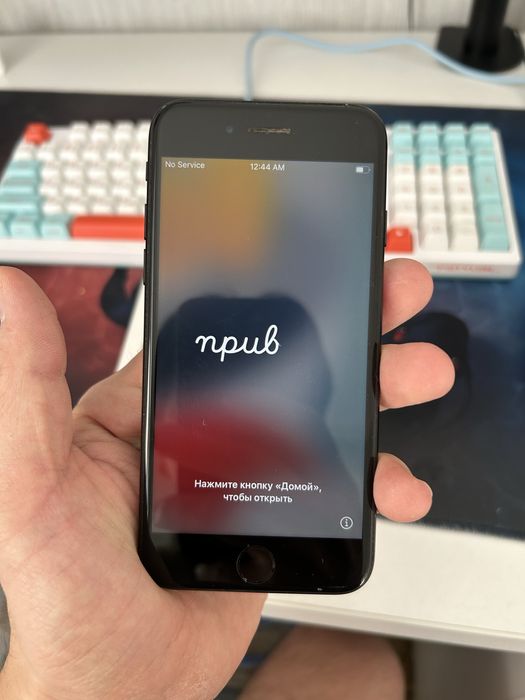 Продаю Iphone 7, Ipad air , oppo reno4 lite