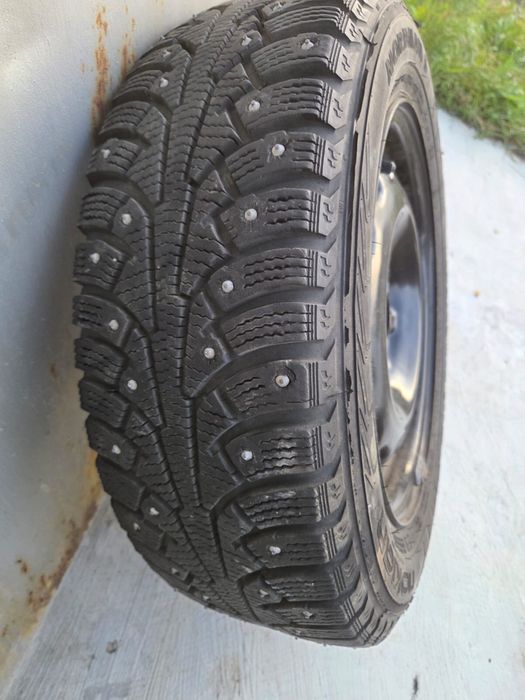 Продам шины с дисками
