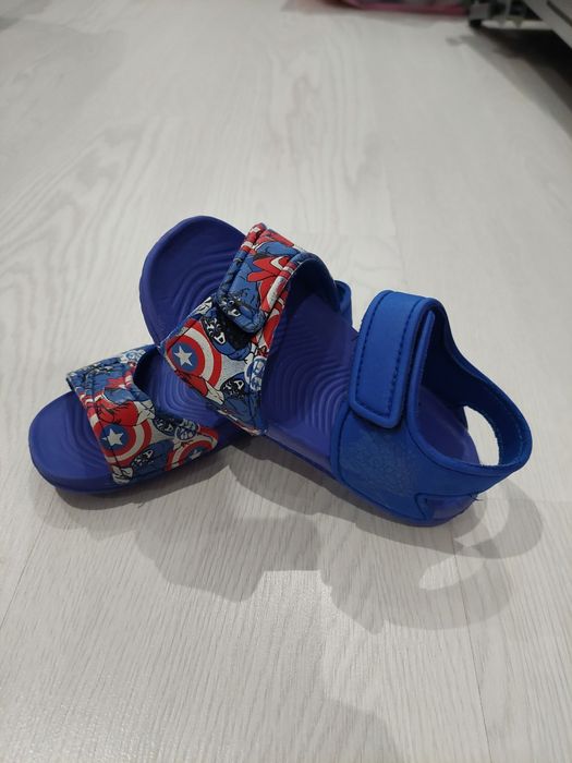 Маратонки Adidas