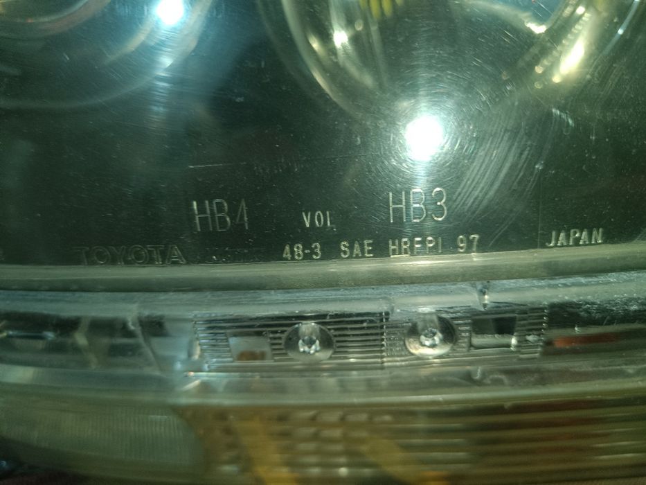 Фары Лексус РХ 300