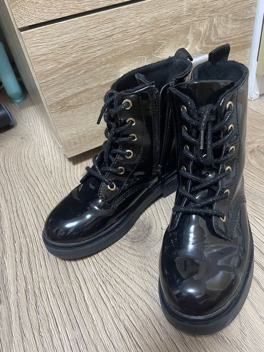 Vând ghete fetițe hm