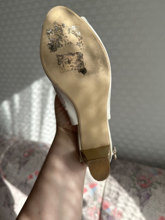 Продам обувь , размер 38