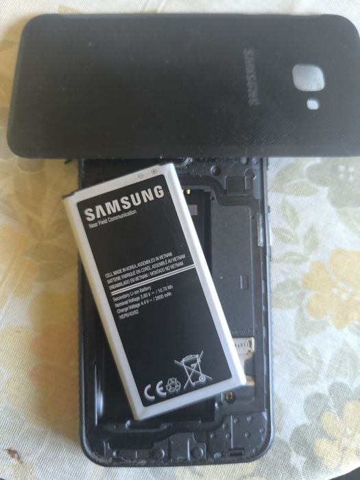 SAMSUNG Телефони работещи/може и за части