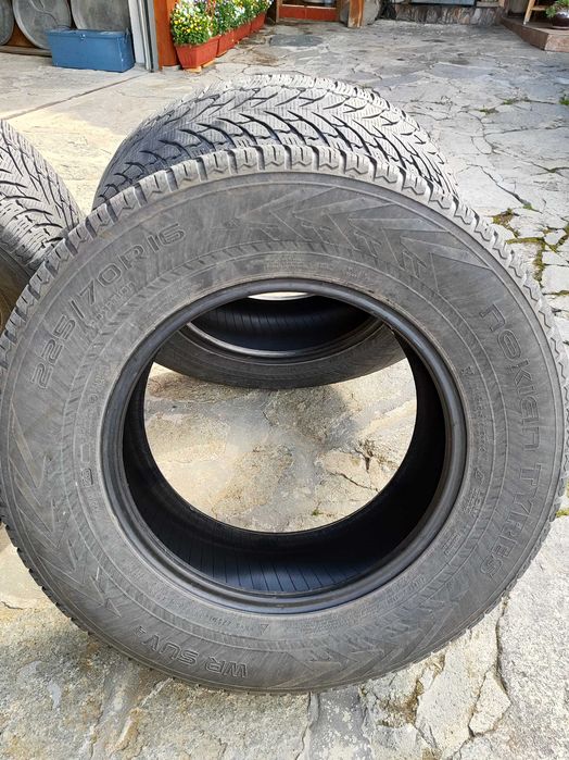 Зимни гуми Nokian 225/70/16