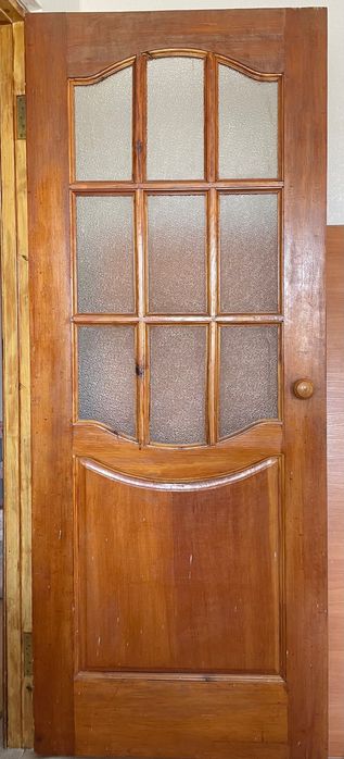 Деревянные двери