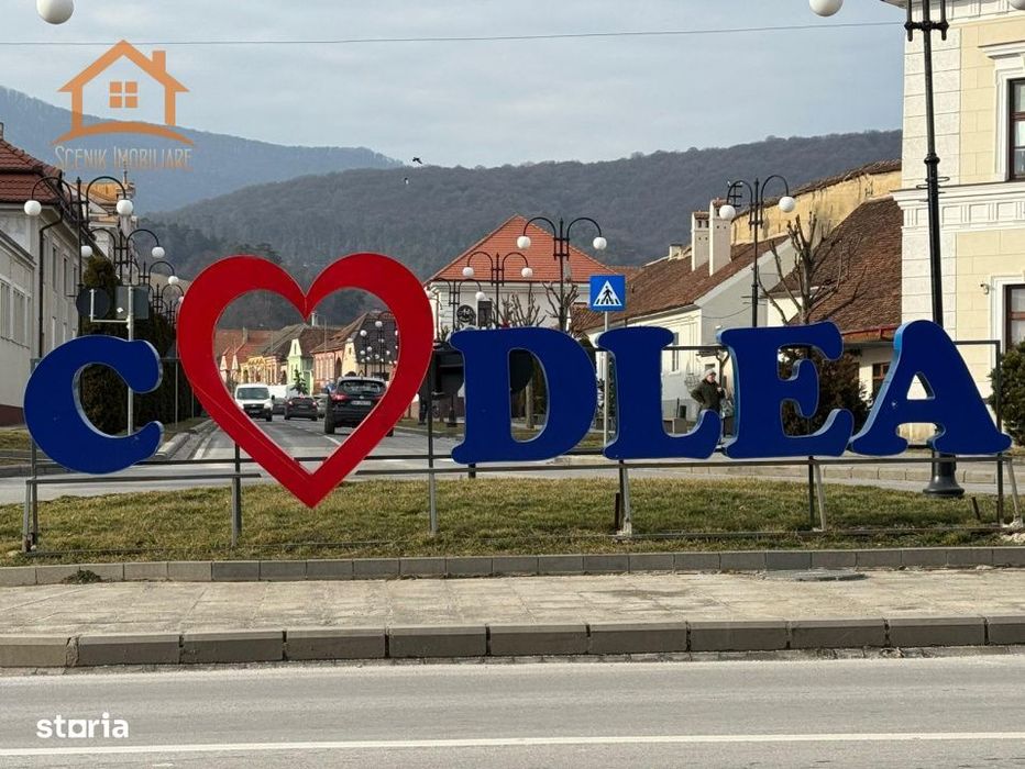 Codlea, zona Nordului, de vanzare apart. cu doua camere