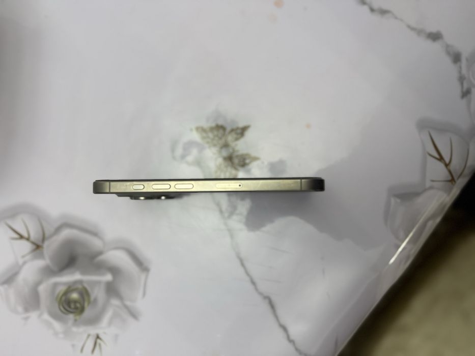 Iphone 16pro продается