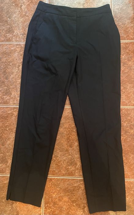 Pantaloni conici zara